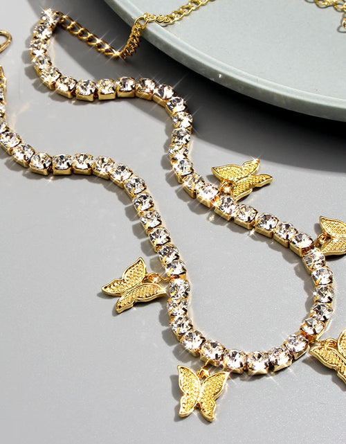 Bild in Galerie-Viewer laden, Halskette mit Schmetterlingsanhänger