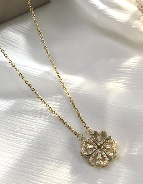 Load image into Gallery viewer, Folding Heart Shaped Necklace